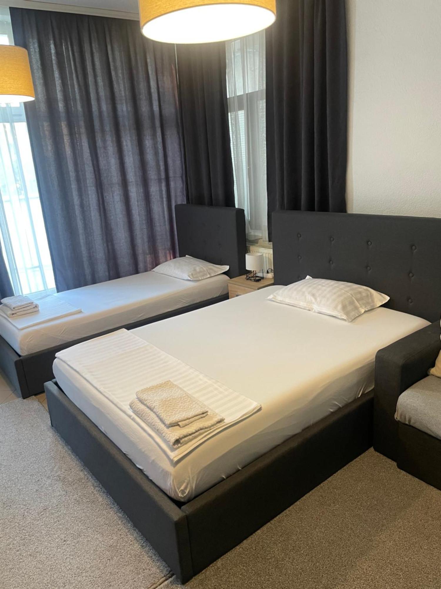 Апартаменты Friendly Rent Приштина Экстерьер фото